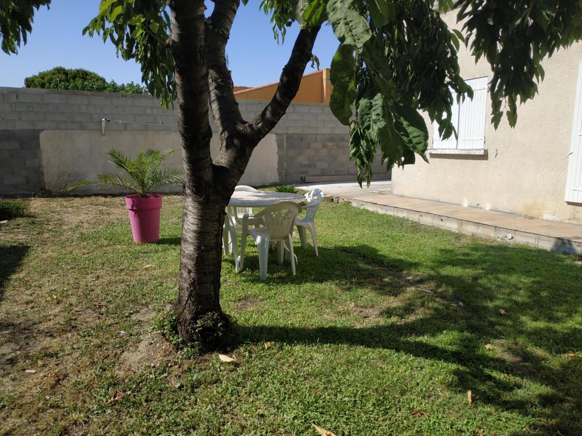 Appart 28M2 Avec Jardin Et Parking Prives, Chambre Separee Milhaud Екстер'єр фото